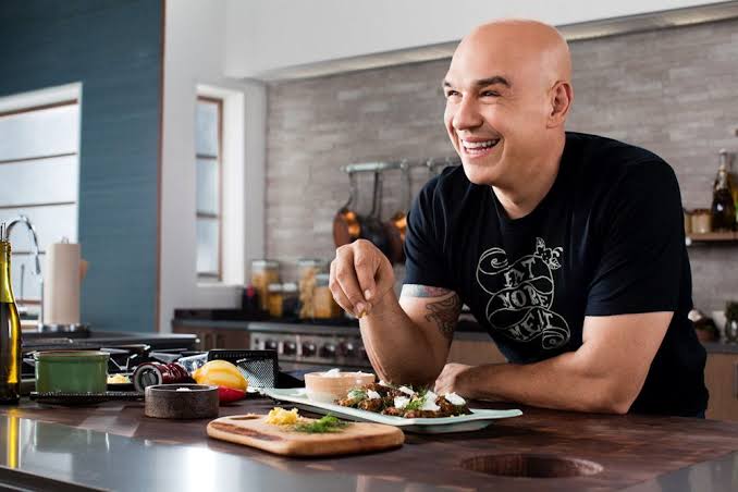 Michael Symon Net Worth, Age, Height, Wife, Bio, Children, Family, Parents